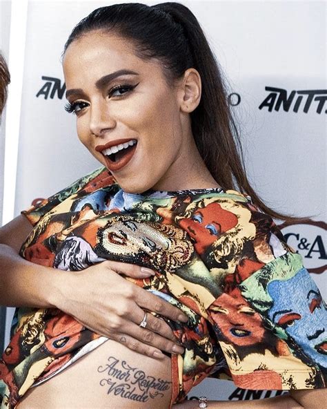 anitta tattoo|Anitta explica o motivo da nova tatuagem, que tem。